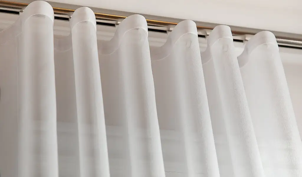 S-Wave Curtains